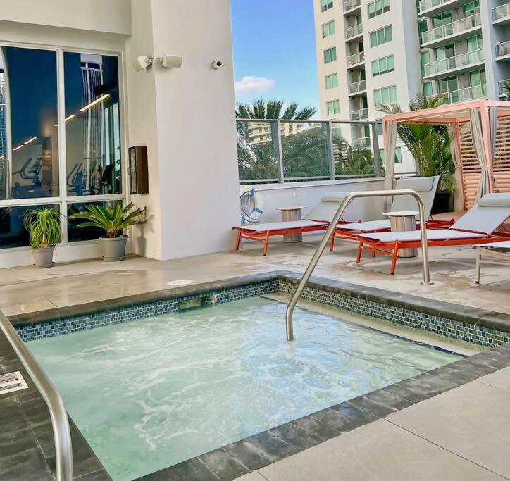 Miami Sunset City View المظهر الخارجي الصورة