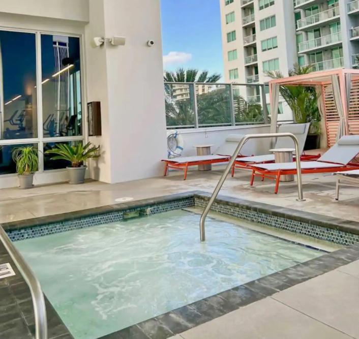 Miami Sunset City View المظهر الخارجي الصورة